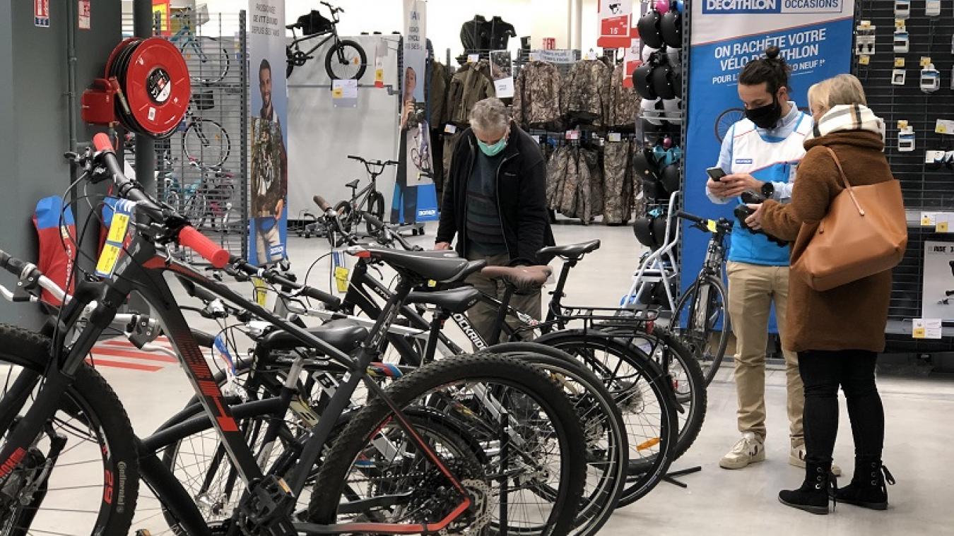 DECATHLON Amphion a fond dans le velo d occasion Le Messager