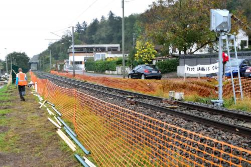 (PHOTOS) Suite à un décès le long de la voie ferrée à Publier, des travaux de sécurisation sont en cours (PHOTOS) Suite à un décès le long de la voie ferrée à Publier, des travaux de sécurisation sont en cours