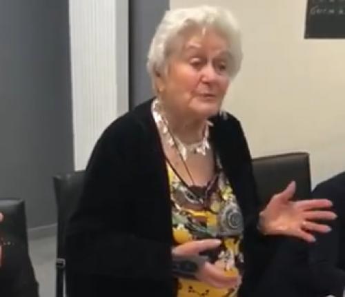 Scarica Gratis Images Insolite La Nouvelle Star D Internet A 90 Ans Le Messager le plus cool par
