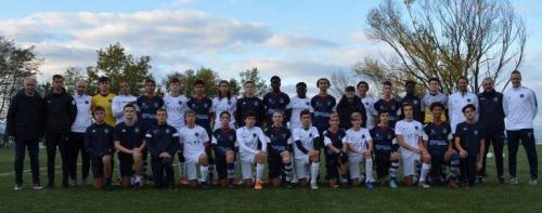 Les joueurs du Thonon Evian Grand Genève ont reçu un hôte de marque Les joueurs du Thonon Evian Grand Genève ont reçu un hôte de marque