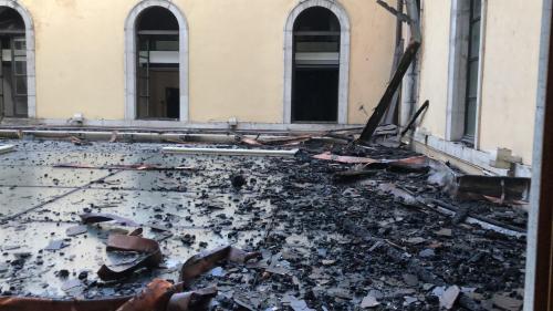 (VIDEOS & PHOTOS) Incendie de la mairie d'Annecy : découvrez les images de l'intérieur - lessorsavoyard.fr