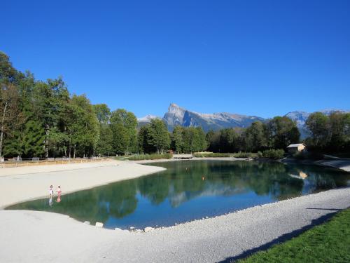 Montagnes du Giffre: le Département accompagne les communes dans leurs projets municipaux