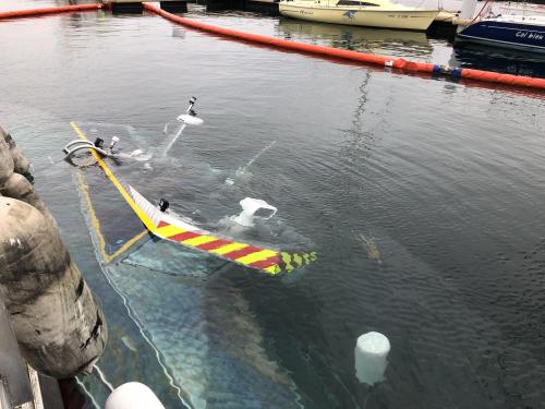 Bateau des pompiers immergé à Thonon: mauvaise manœuvre ou problème de conception? Bateau des pompiers immergé à Thonon: mauvaise manœuvre ou problème de conception?