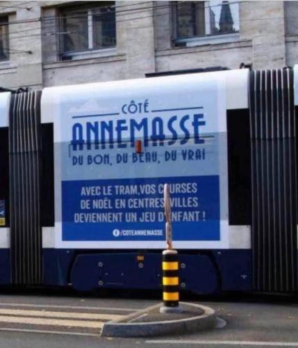 Grand Genève : polémique autour d’une publicité pour les commerces annemassiens