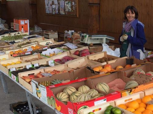 Coronavirus : avec la fermeture des marchés, les producteurs de la vallée de l’Arve doivent s’adapter Coronavirus : avec la fermeture des marchés, les producteurs de la vallée de l’Arve doivent s’adapter
