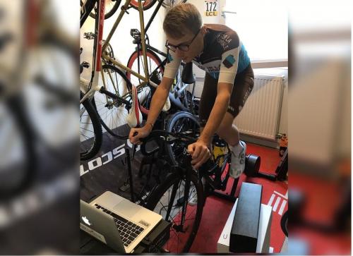 Home Trainer Connecte Courses Virtuelles Les Astuces De L Equipe Cycliste Ag2r La Mondiale Pendant Le Confinement Le Messager