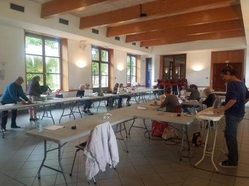 Chanay : l’association les bricoleuses ont déjà fabriqué 300 masques ! Chanay : l’association les bricoleuses ont déjà fabriqué 300 masques !