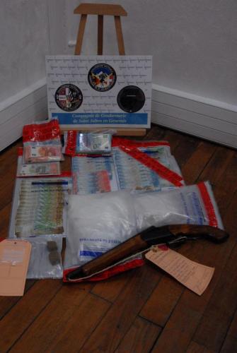 Valleiry : deux couples du bassin annemassien transportaient plus d’un kilo de drogue dure Valleiry : deux couples du bassin annemassien transportaient plus d’un kilo de drogue dure