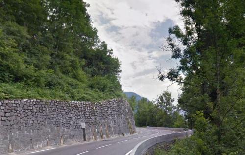 Saint-Pierre-en-Faucigny : accident entre un tracteur et une voiture Saint-Pierre-en-Faucigny : accident entre un tracteur et une voiture