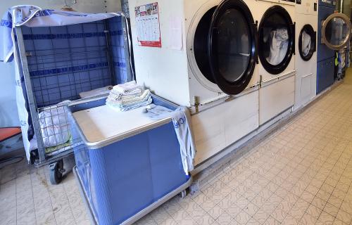 Centre hospitalier du Pays de Gex : dans les coulisses de la cuisine et blanchisserie