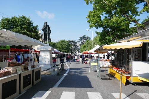 (Photos) Pays de Gex : les marchés reprennent doucement (Photos) Pays de Gex : les marchés reprennent doucement