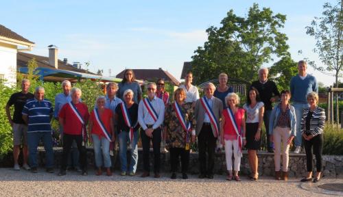 Chens-sur-Léman : la maire Pascale Moriaud signe pour un deuxième mandat