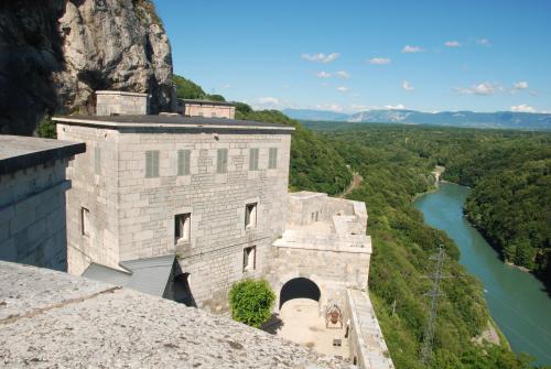 Fort-l’Écluse (Léaz) : un voyage dans le temps, une escapade aux portes du Pays de Gex