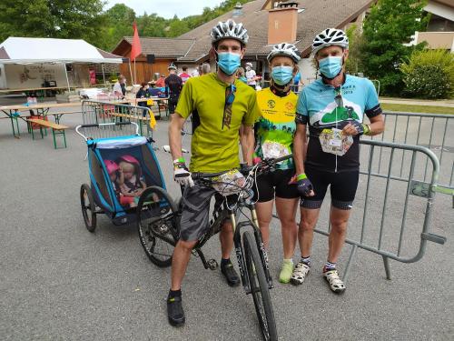 Plus de 500 cyclistes ont gravi les pentes du Salève Plus de 500 cyclistes ont gravi les pentes du Salève