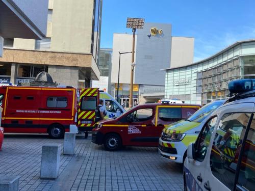 Annecy: un homme ouvre le feu dans le cabinet d’un psy en plein centre-ville Annecy: un homme ouvre le feu dans le cabinet d’un psy en plein centre-ville