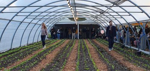 Annecy : un défilé de mode… dans un potager !