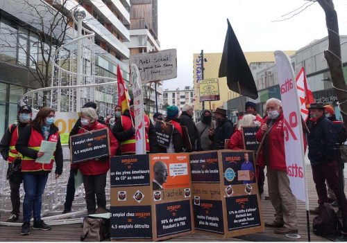 Annemasse : une manifestation anti-Amazon à Chablais Parc Annemasse : une manifestation anti-Amazon à Chablais Parc