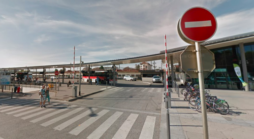 Annecy : un couple d’Érythréens découvert dans la soute d’un bus