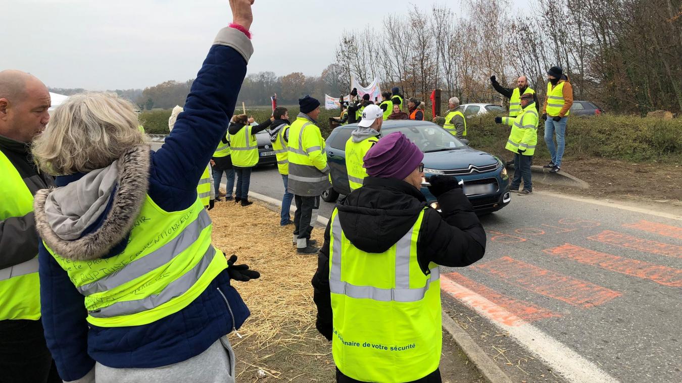 cache cache gilet jaune