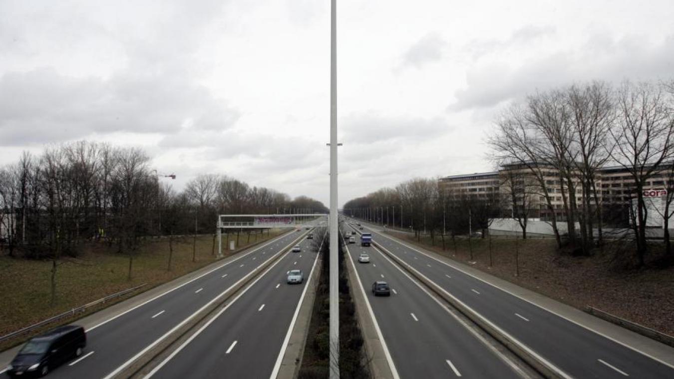 C’est apparemment une envie pressante qui avait poussé cet automobiliste à rouler à 213 km/h sur le ring de Bruxelles.