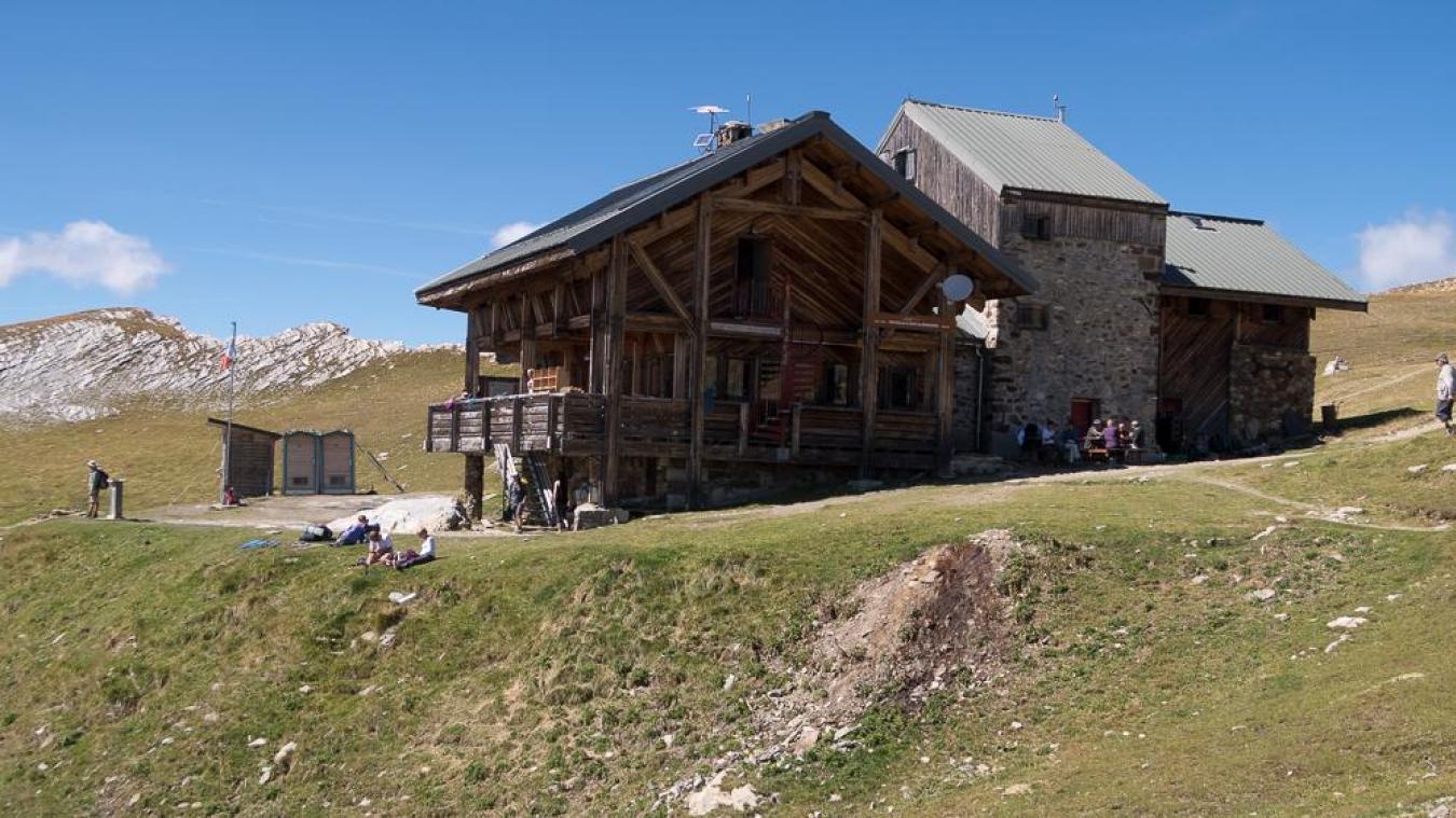 Beaufortain le refuge du col de
