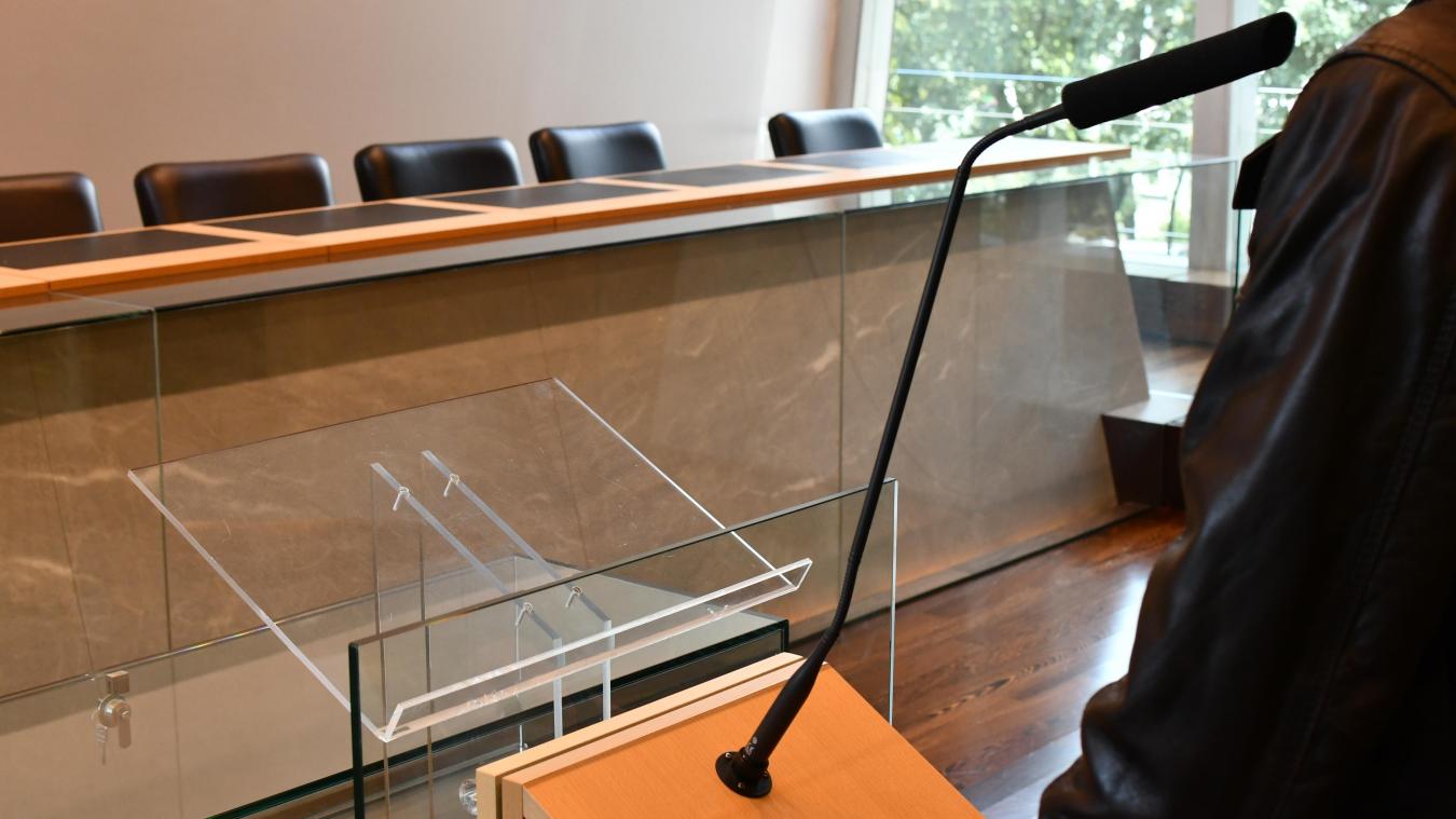 Annecy Seynod Il Menace Son Rencard D Un Couteau Le Messager