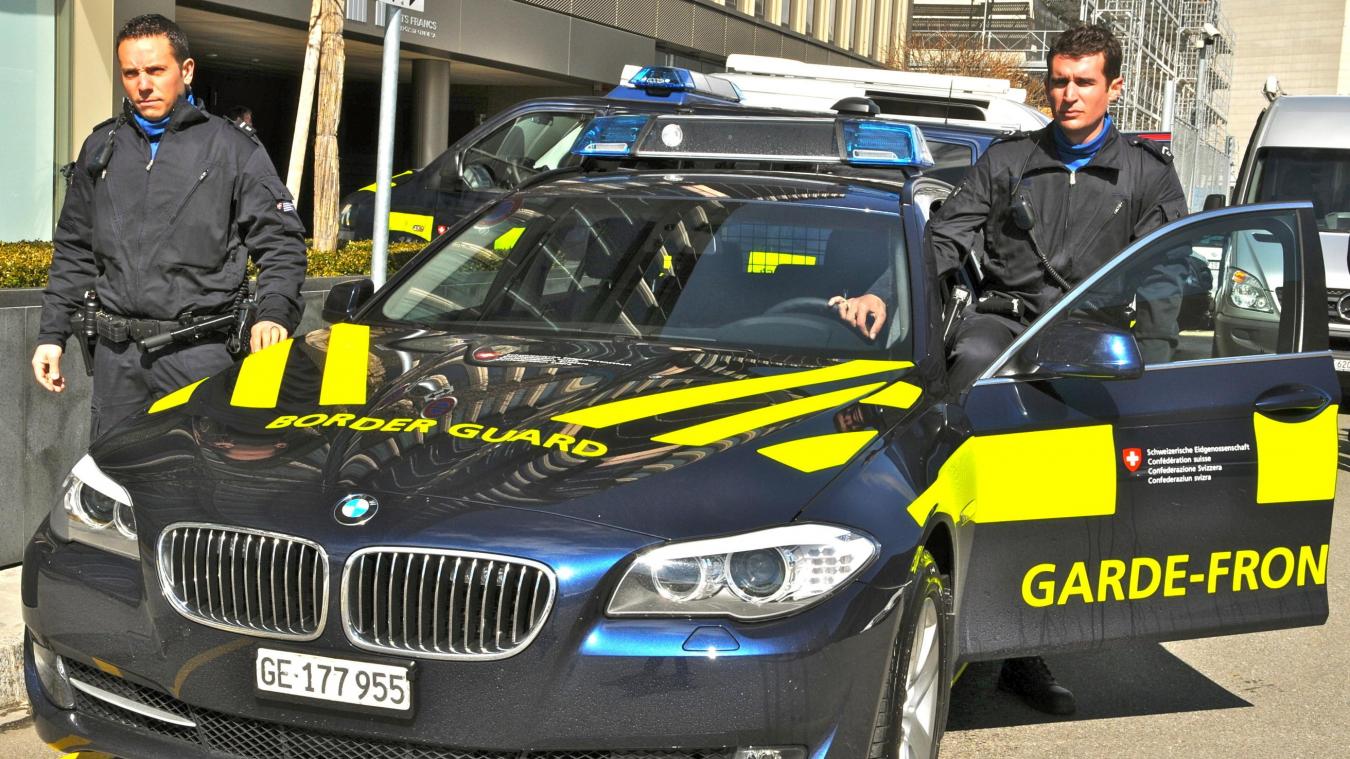 Coronavirus Du Semi Confinement Au Confinement La Situation S Est Aussi Aggravee A Geneve Le Messager