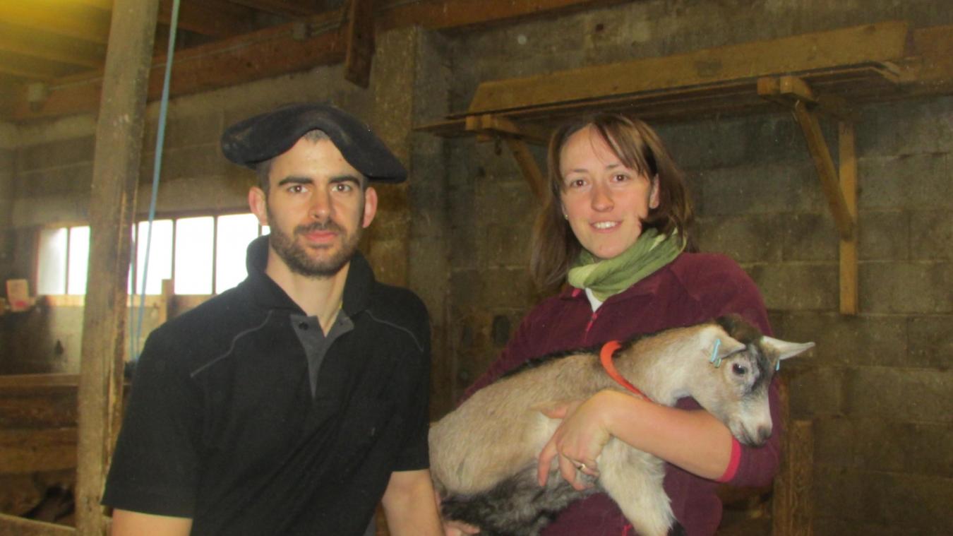 Johanne et Angélique Dubosc se sont installés éleveurs de chèvres et fromagers à Noirecombe en 2013, à la suite des Delorme.