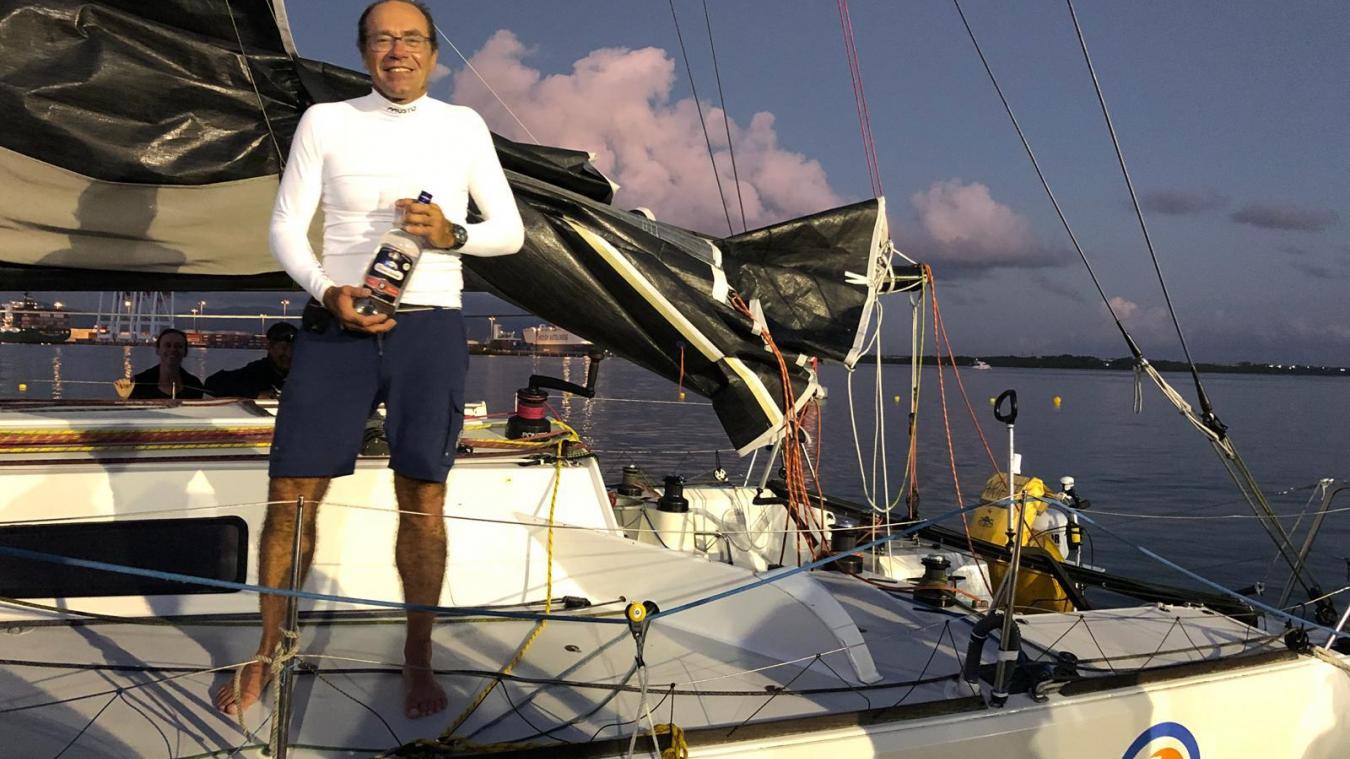 Le Villamagnain Olivier Magré, tout sourire sur son bateau, lorsqu’il a bouclé la Route du Rhum en 26 jours, fin 2018.