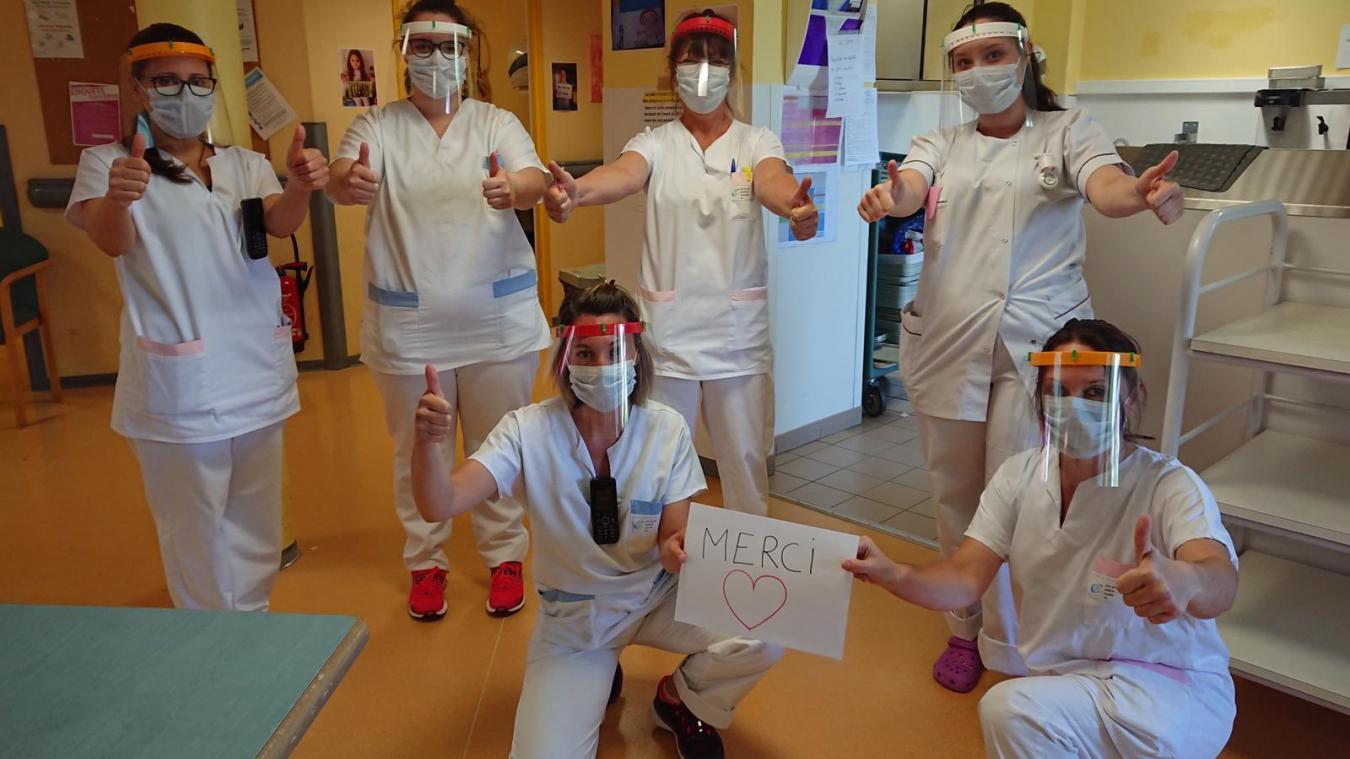 Les infirmières de l’hôpital de Gex, équipées des visières de protection.