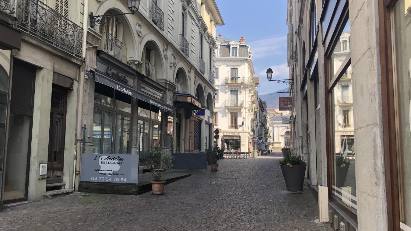 Aix Les Bains Les Rues Du Centre Ville Desinfectees Le Maire Repond Aux Interrogations L Essor Savoyard