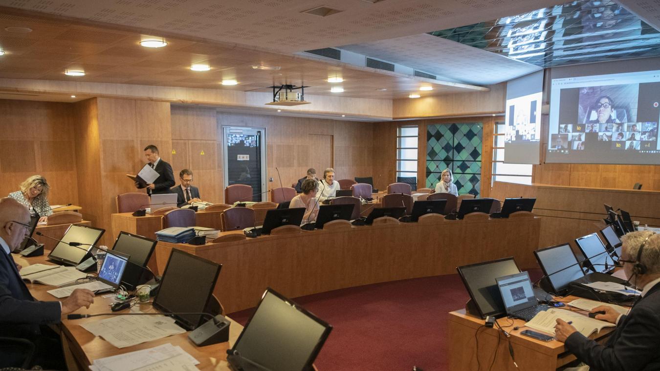 Crise Une Aide D Urgence Pour Les Petites Entreprises De Haute