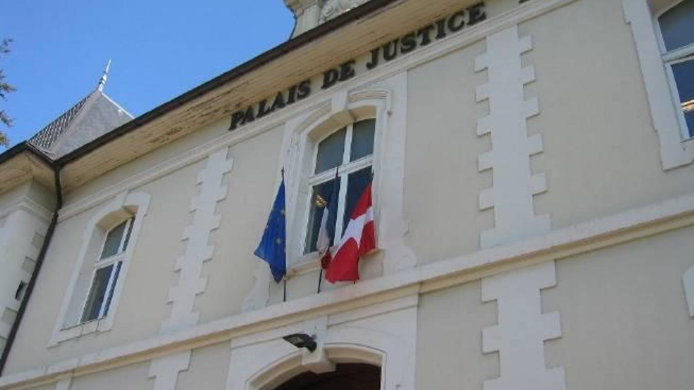 Bonneville De 2 A 5 Ans D Emprisonnement Avec Sursis Pour Avoir Sequestre Et Battu Un Jeune Homme Le Pays Gessien