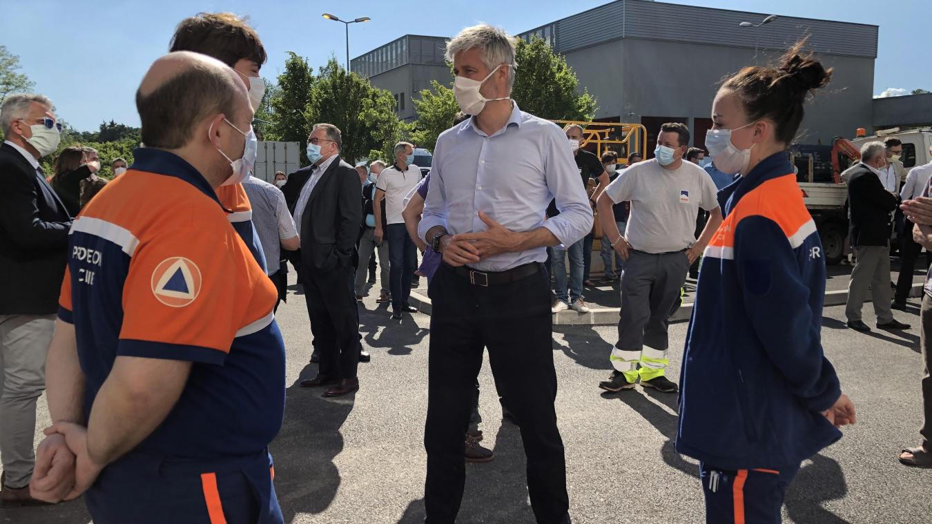 (PHOTOS) Laurent Wauquiez en déplacement au Chal pour ...