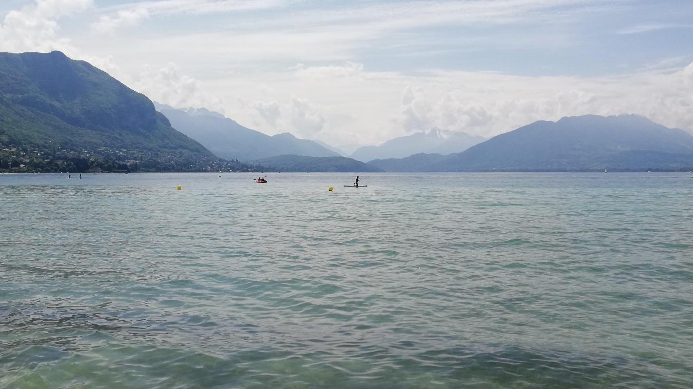 Corps Retrouve Dans Le Lac D Annecy L Enquete Conclut Au Suicide Le Messager