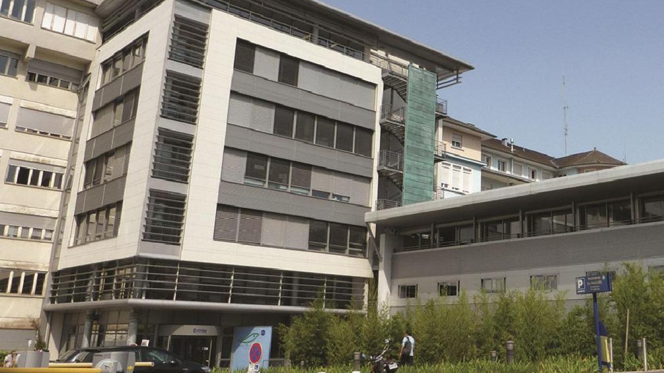SaintJulienenGenevois Ivre, il s’en prend au personnel soignant de l’hôpital Le Messager SaintJulienenGenevois Ivre, il s’en prend au personnel soignant de l’hôpital Le Messager