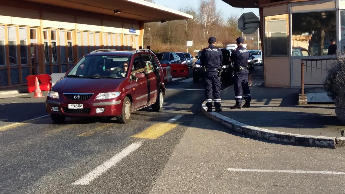 Confinement La Frontiere Franco Suisse Reste Ouverte Pour Tous Sous Conditions Le Messager