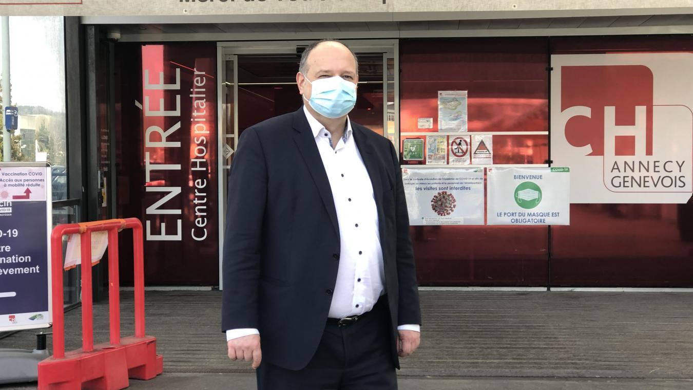 Les services hospitaliers sont aujourd’hui confrontés à « une phase chronique du Covid », selon le directeur du Change, Vincent Delivet.
