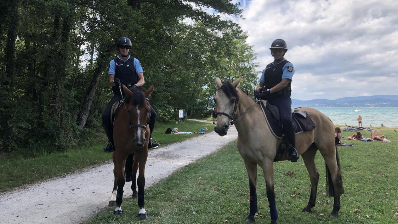 Chaque été, la Garde républicaine participe à une quinzaine de postes à cheval en France, comme l’an dernier à Annecy.