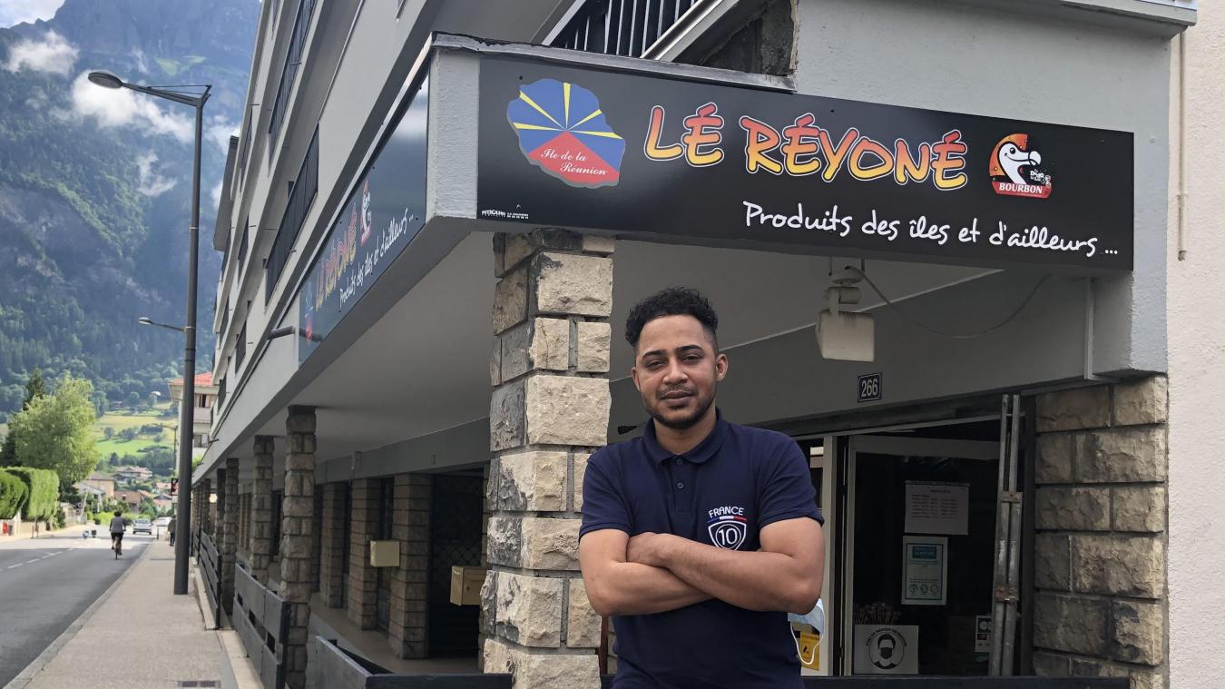 L’épicerie Lé Réyoné est située sous les arcades de l’avenue Saint-Martin, à Sallanches.