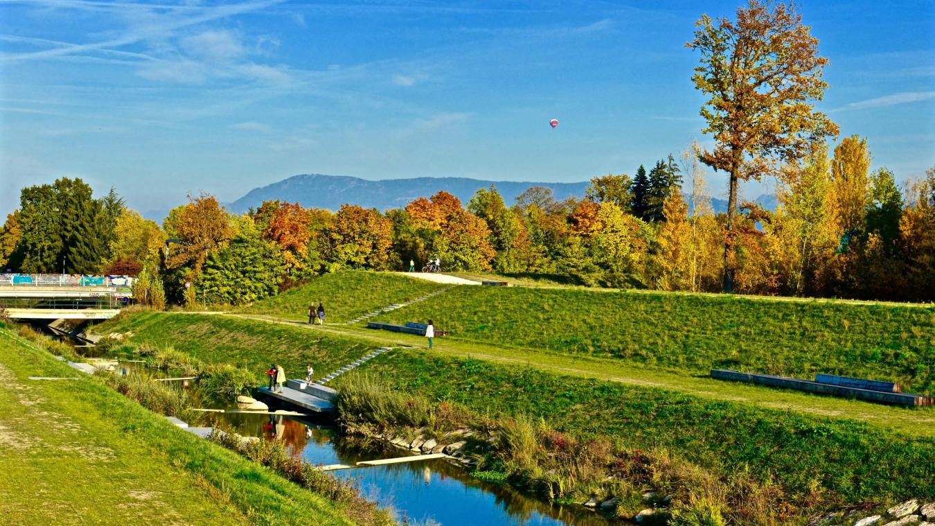 Le jury estime que le projet pour la renaturation de l’Aire entre Saint-Julien et la Suisse répond à la question actuelle de savoir comment doivent évoluer les paysages situés dans la zone d'influence des aires urbanisées qui se densifient. ©DRK