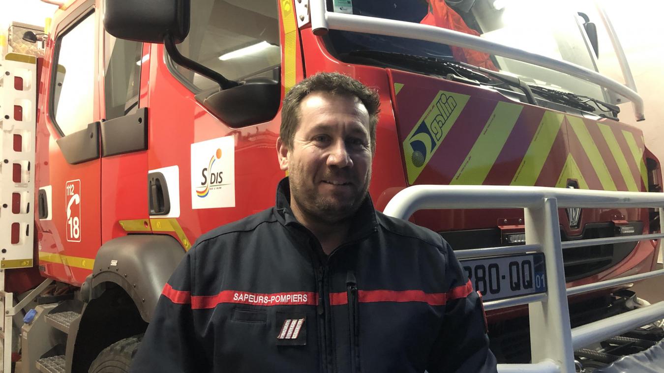 Jérôme Groscarret, 45 ans, succède à Denis Duraffourd à la tête des pompiers chézerand.