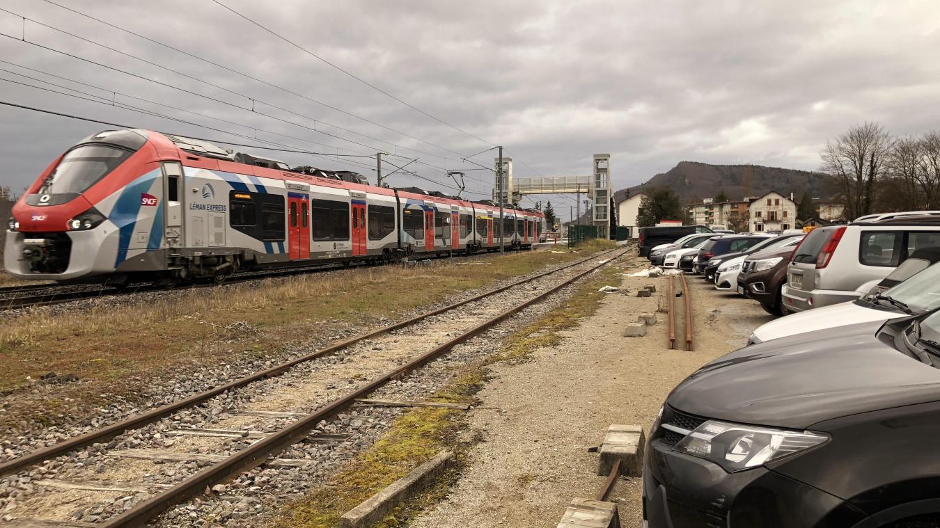 Le problème du stationnement à la gare de Perrignier se pose depuis longtemps.