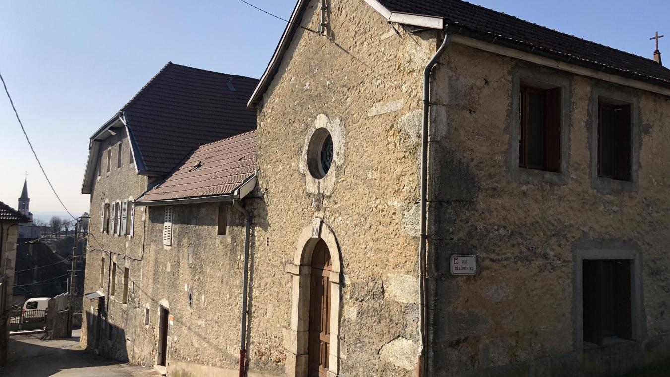 La maison Saint-Joseph se trouve sur l’escarpement de la Tour, à Châtillon village, non loin de la statue de la Vierge.