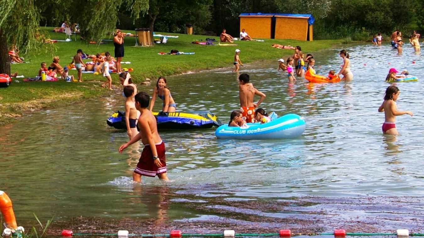 Cet été, la baignade sera interdite au plan d'eau Les Pérouses.