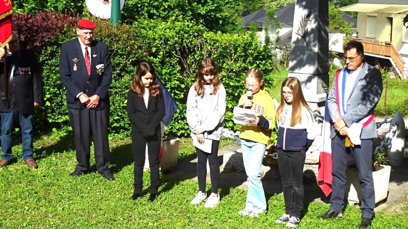 Les écoliers de Tours-en-Savoie impliqués dans le devoir de mémoire