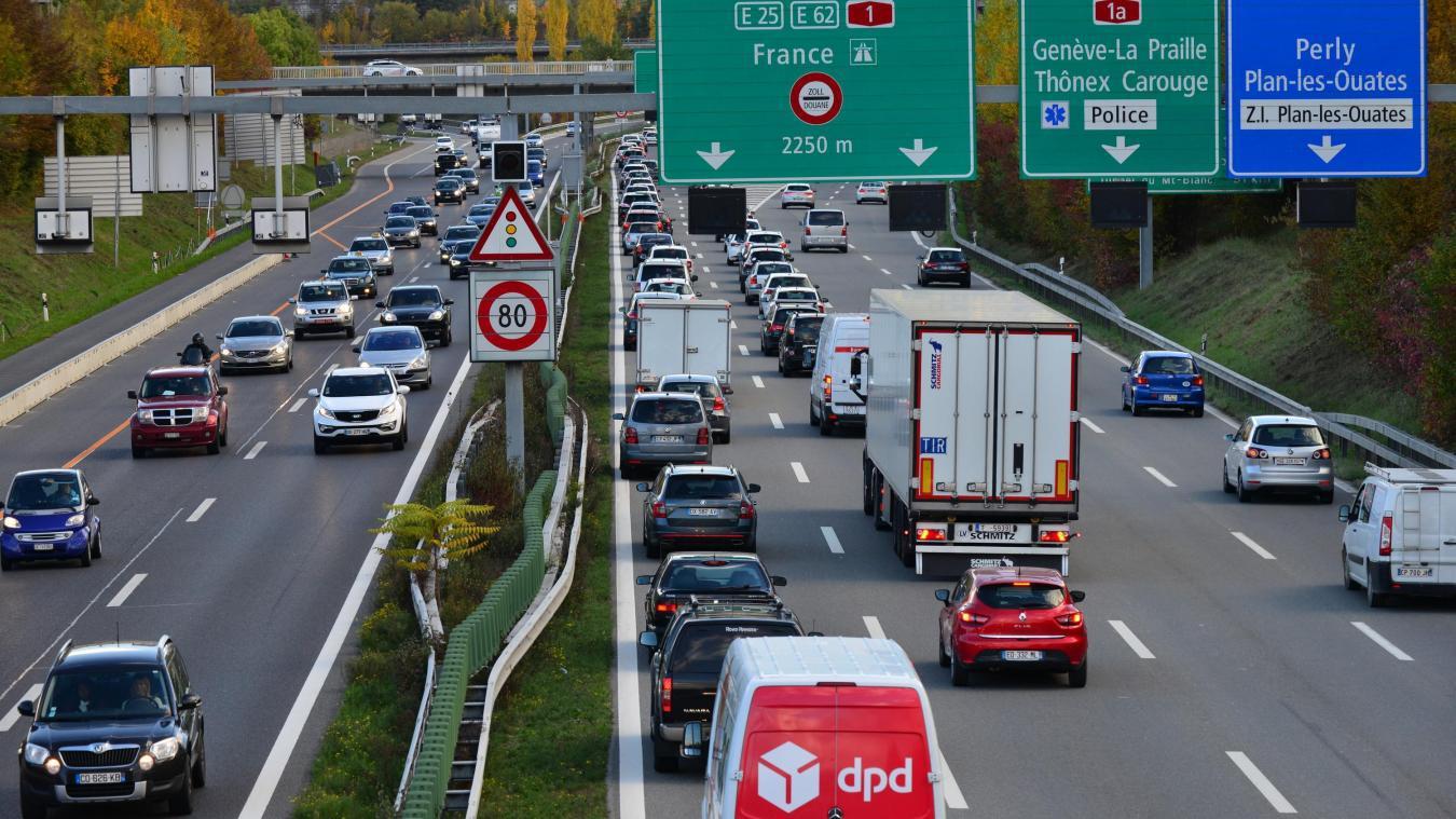 Quelques différences importantes avec la France sont à prendre en compte pour bien conduire sur routes en Suisse.
