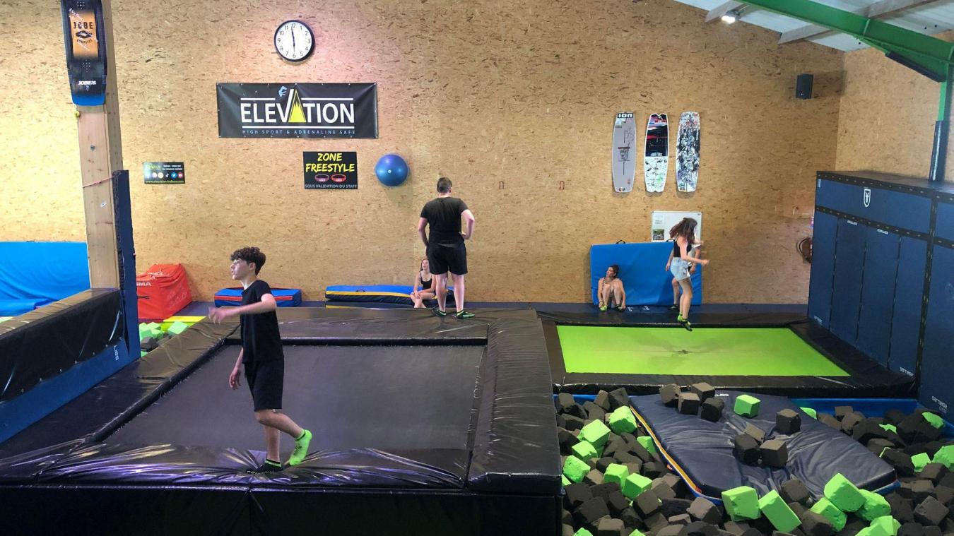 À Elevation indoor, il y a des trampolines pour tous les niveaux.