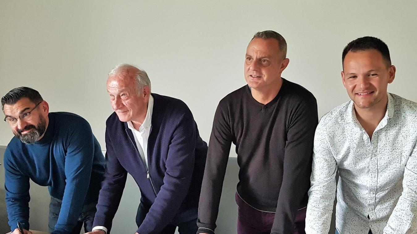 Un moment important, la signature du partenariat entre l'Association Sportive du Genevois et le club de Thonon-Evian-Grand-Genève.