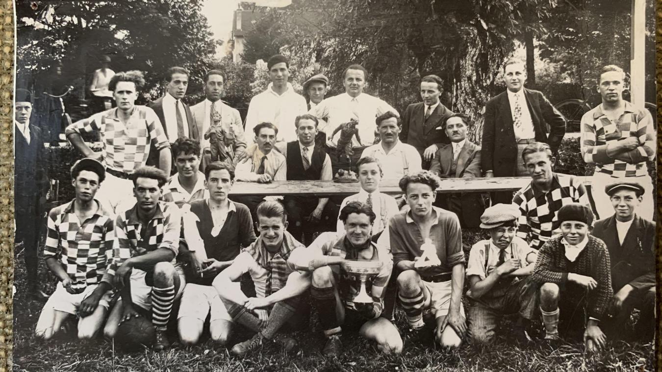 L’équipe de l’Union sportive divonnaise en 1930.